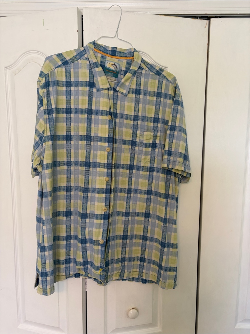 Tommy Bahama Short-Sleeve Plaid Button-Down in Blue and Yellow-Green